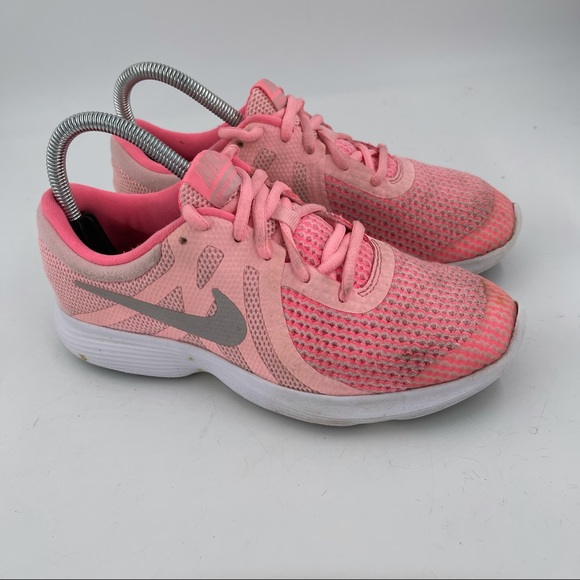 🥾 Nike Girls Revolution 4 Pink Running Shoes - Size 5 Y | Women’s Size 6.5 - Picture 12 of 13